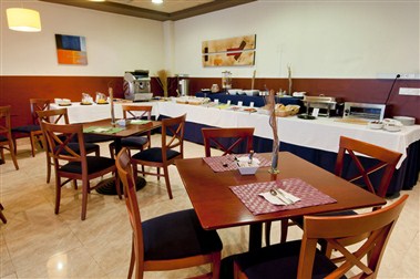Hotel NR Noain - Pamplona в Noain, ES