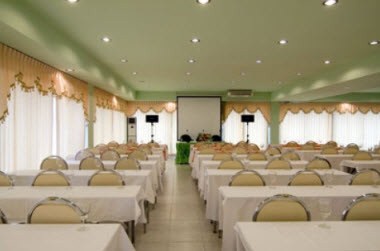 Grand Sea View Beach Hotel в Surat Thani, TH