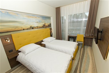SemaraH Hotel Lielupe в Jurmala, LV