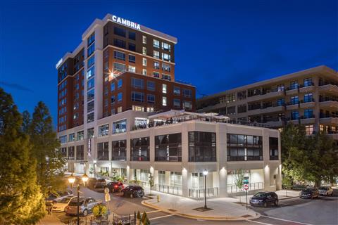 Cambria Hotel Downtown Asheville в Asheville, NC