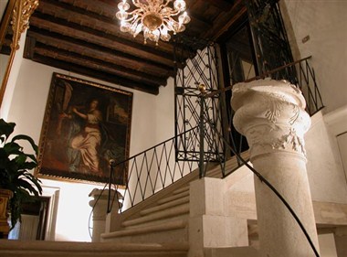 Palazzo Abadessa в Venice, IT