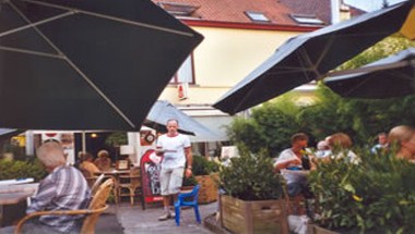 Hotel Beersel в Beersel, BE