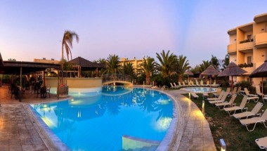 Sandy Beach Hotel image