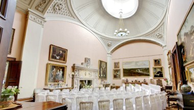 Chillington Hall в Wolverhampton, GB1