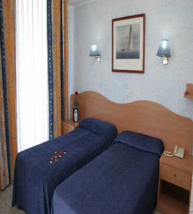 International Hotel в Calella, ES